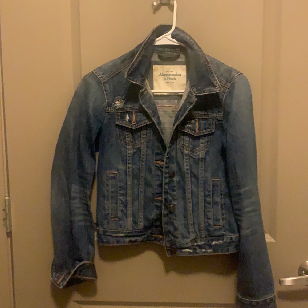 Denim jean jacket with slight distressed look